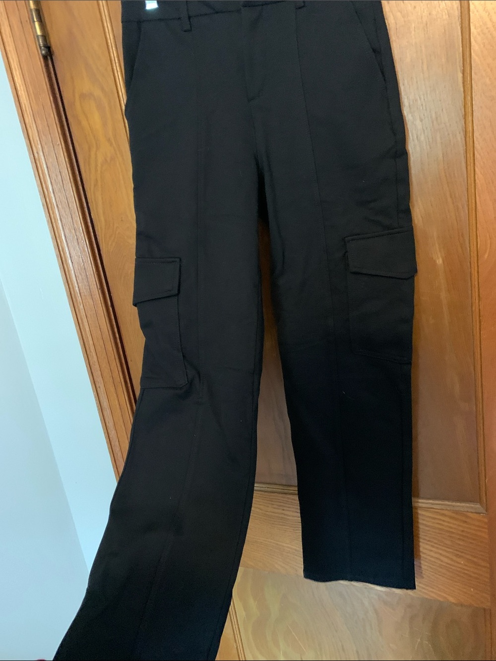 Hunter and Brown Black Cargo Jeggings with Side Pockets - Picture 3 of 10